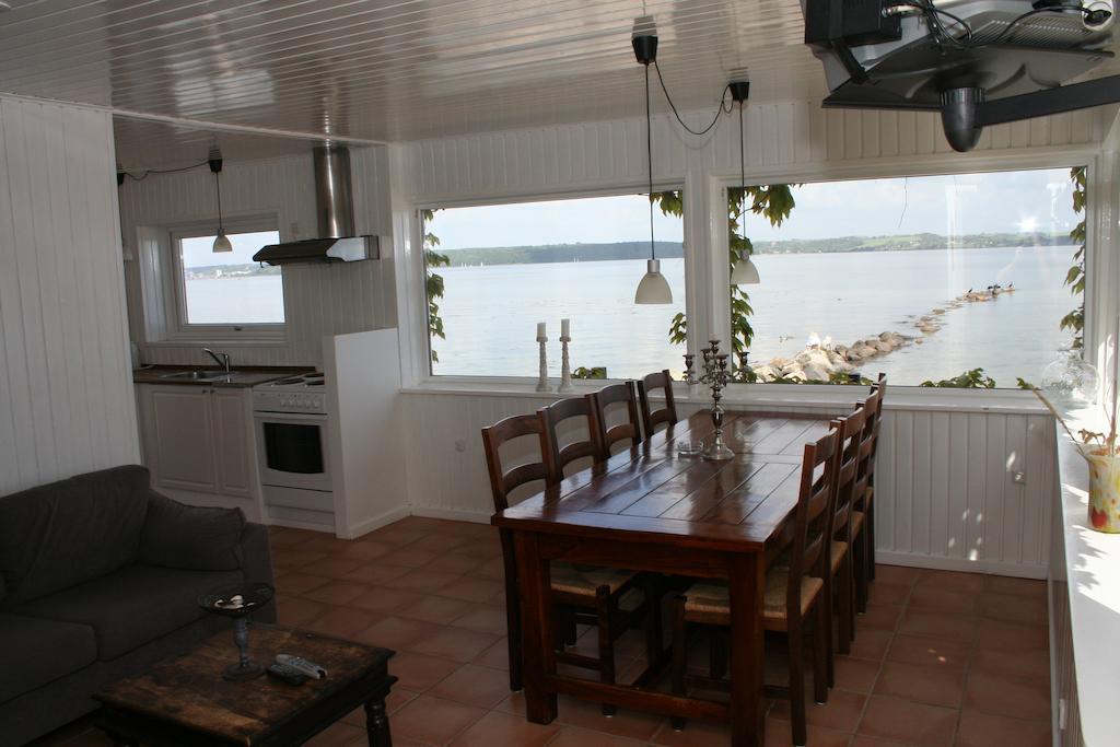 Loff Holiday Houses Aabenraa Zimmer foto